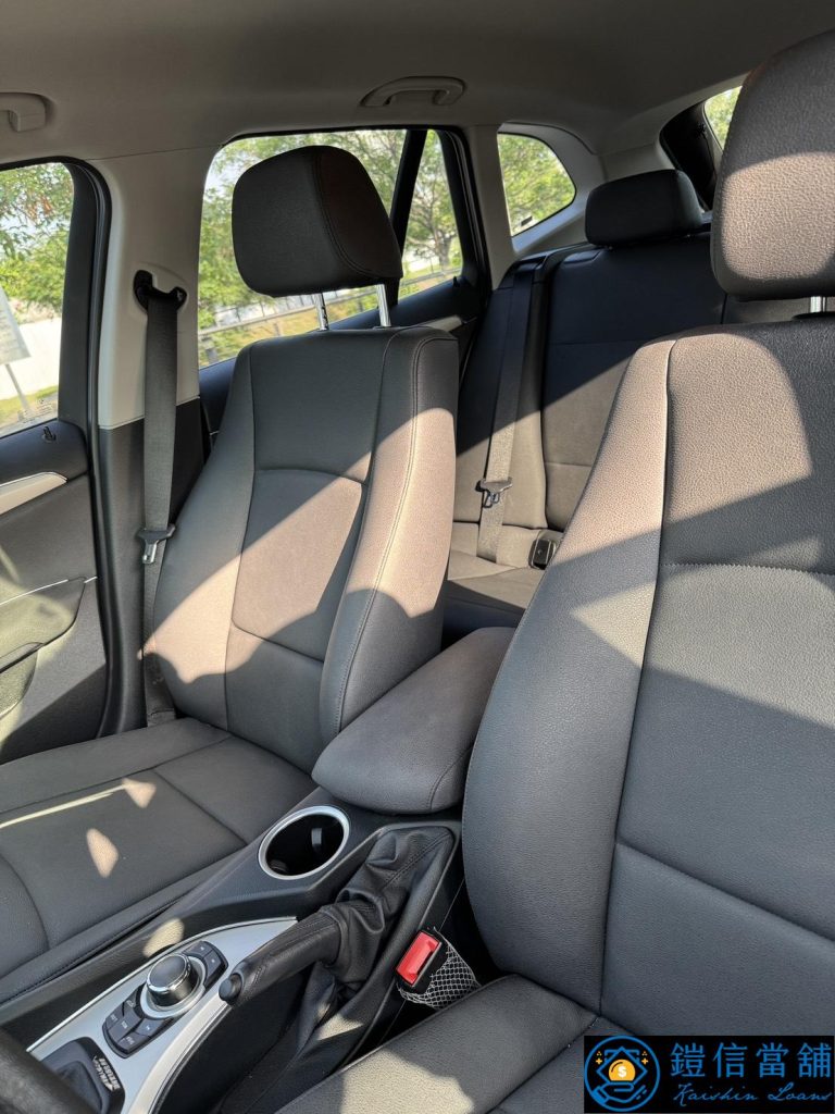 2014 BMW X1 sDrive18i S 9846809 0 1